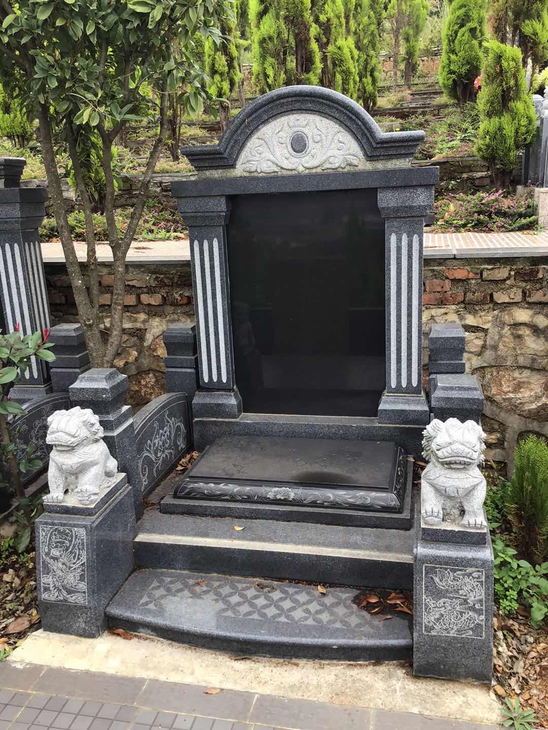 云南长松园墓碑